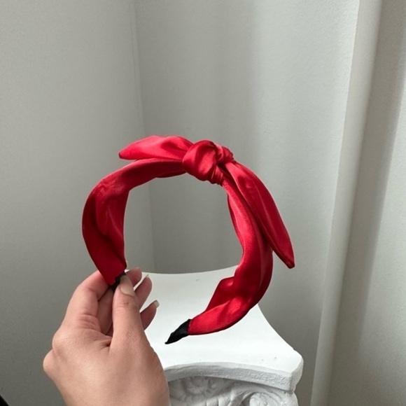 Red Knotted Hair Band Accessory - Picture 1 of 6